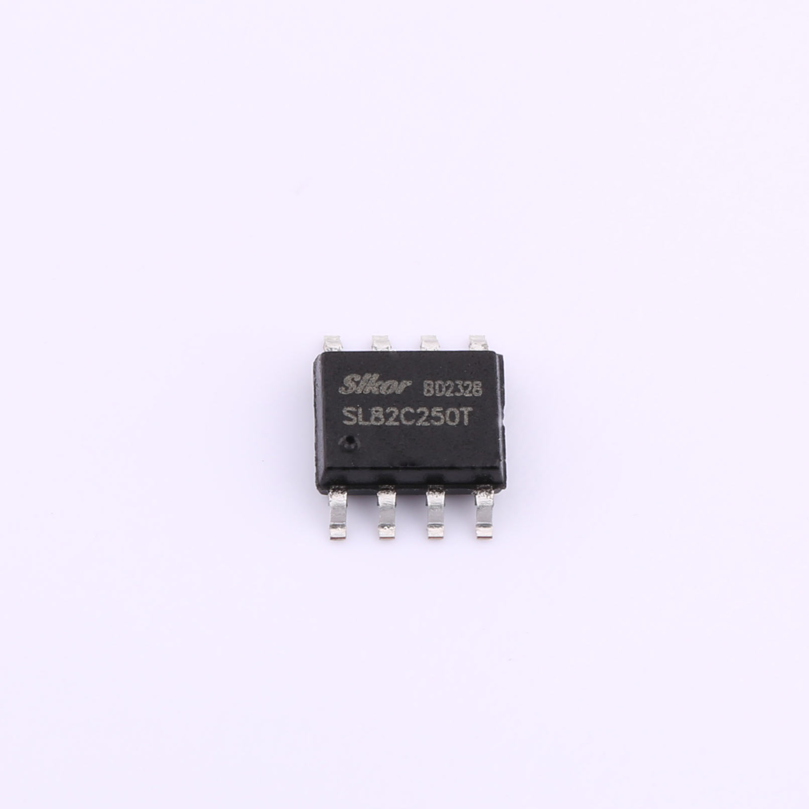 Transceptor CAN SL82C250T SOP-8