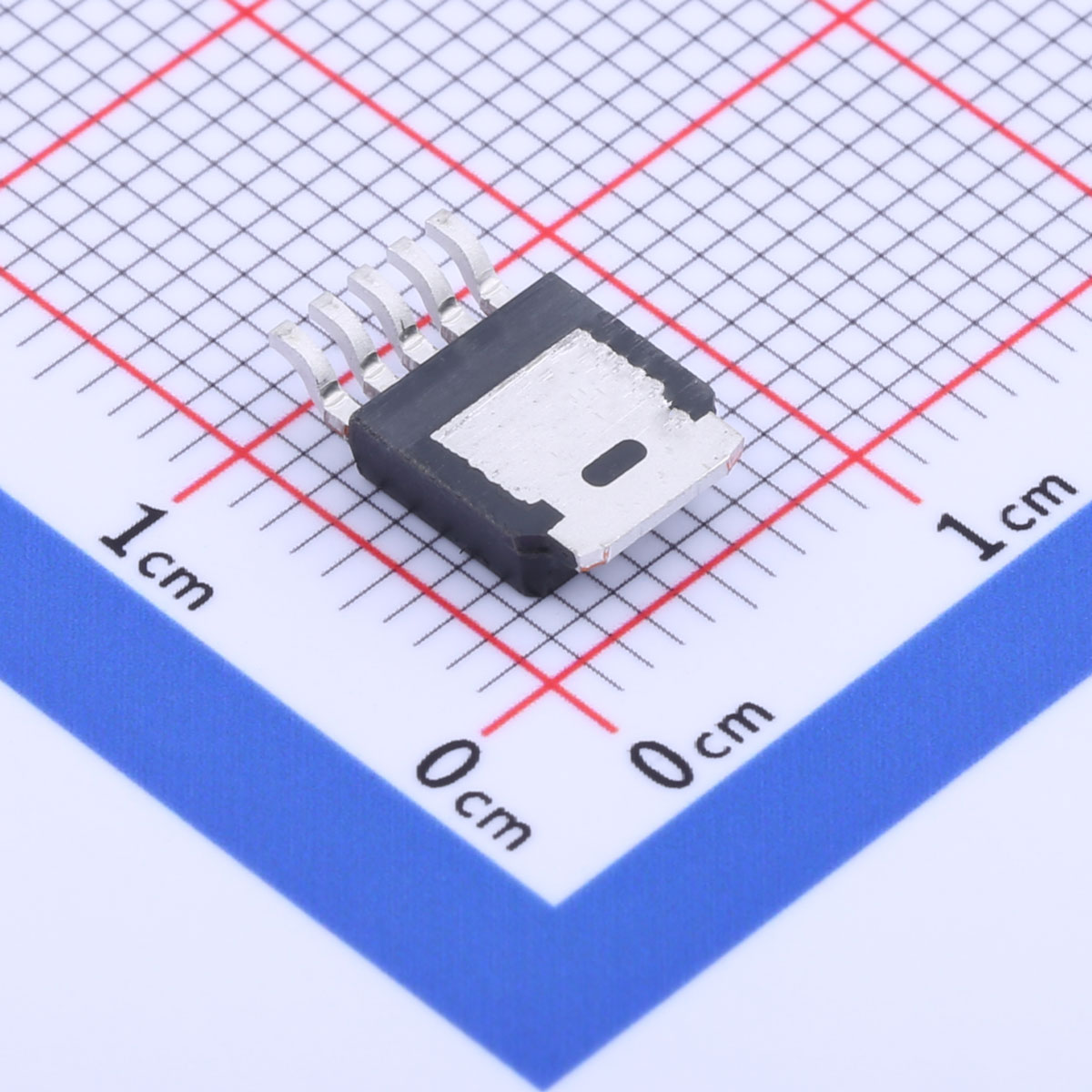 Альтернативный эквивалент для Texas Instruments TLE4275-Q1/TPS7B87-Q1 | Линейные регуляторы напряжения Slkor SL4275