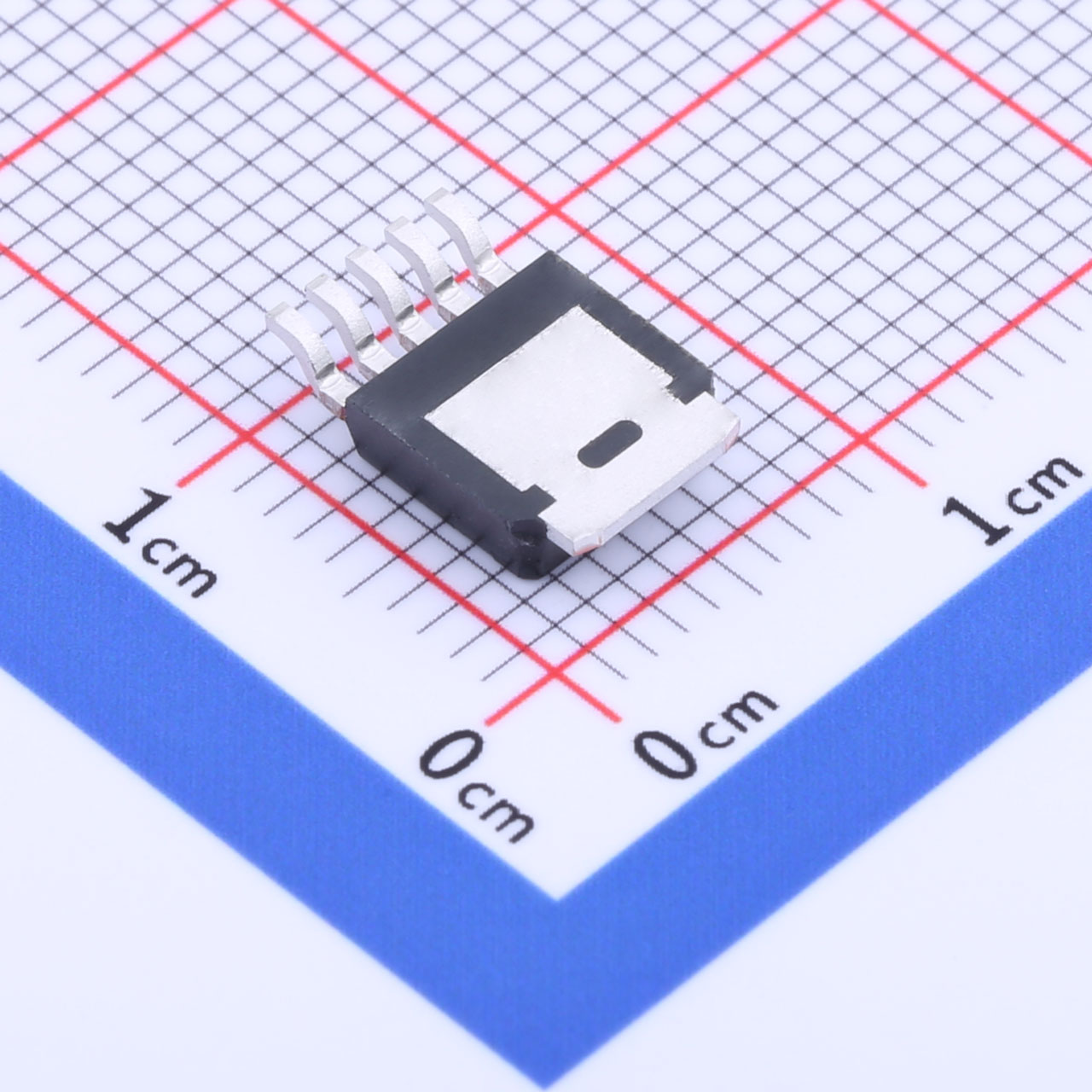 Infineon TLE42764 の代替同等品 | Slkor SL42764 リニア電圧レギュレータ
