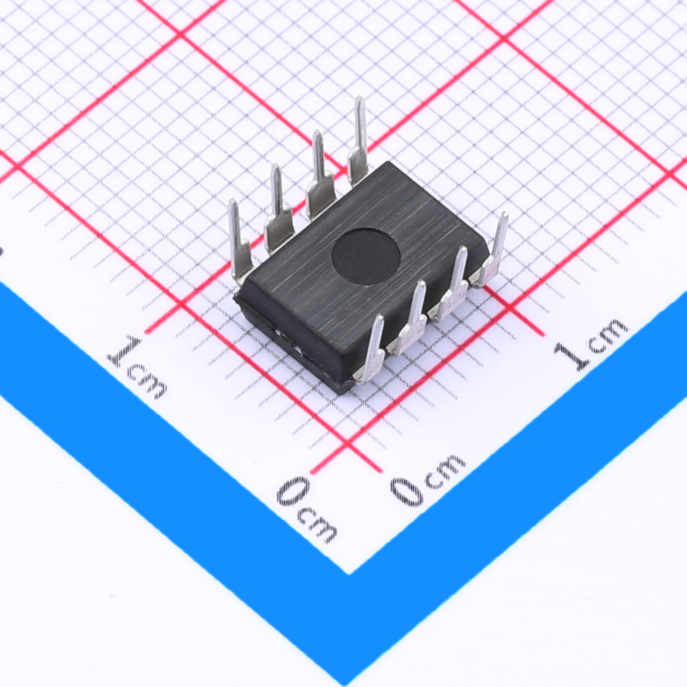 Компаратор LM393P DIP-8