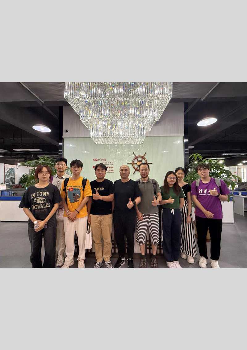 Cyfarfod â'n Cleientiaid